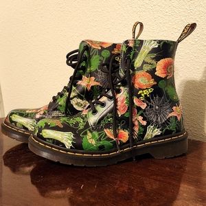 Rare Wild Botanics Dr Martens 1460 Boot Size 7 Women NWOB